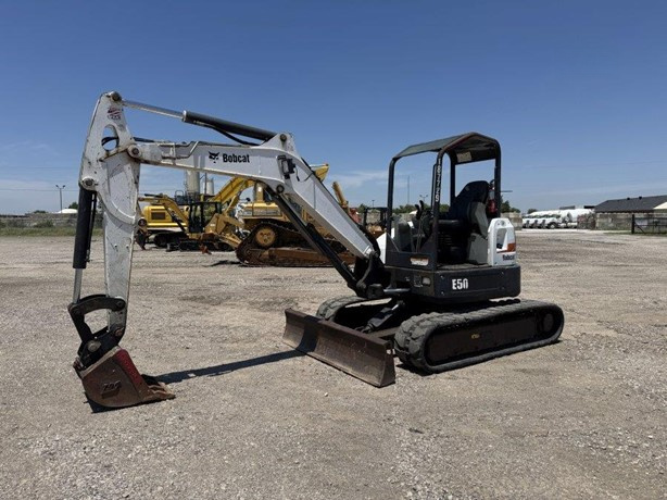 2019 Bobcat E50