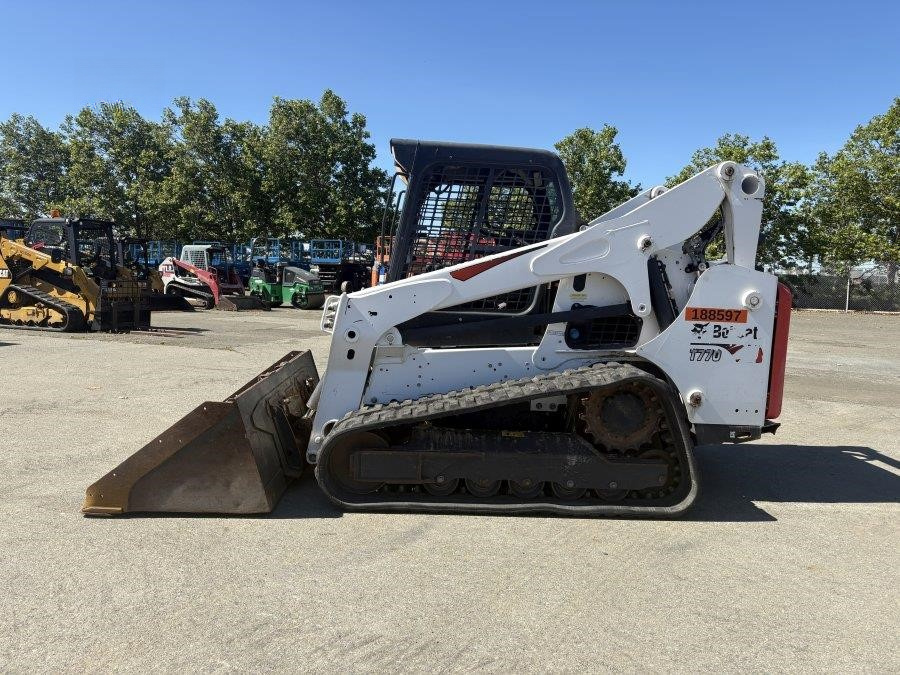 2019 Bobcat T770 photo 2